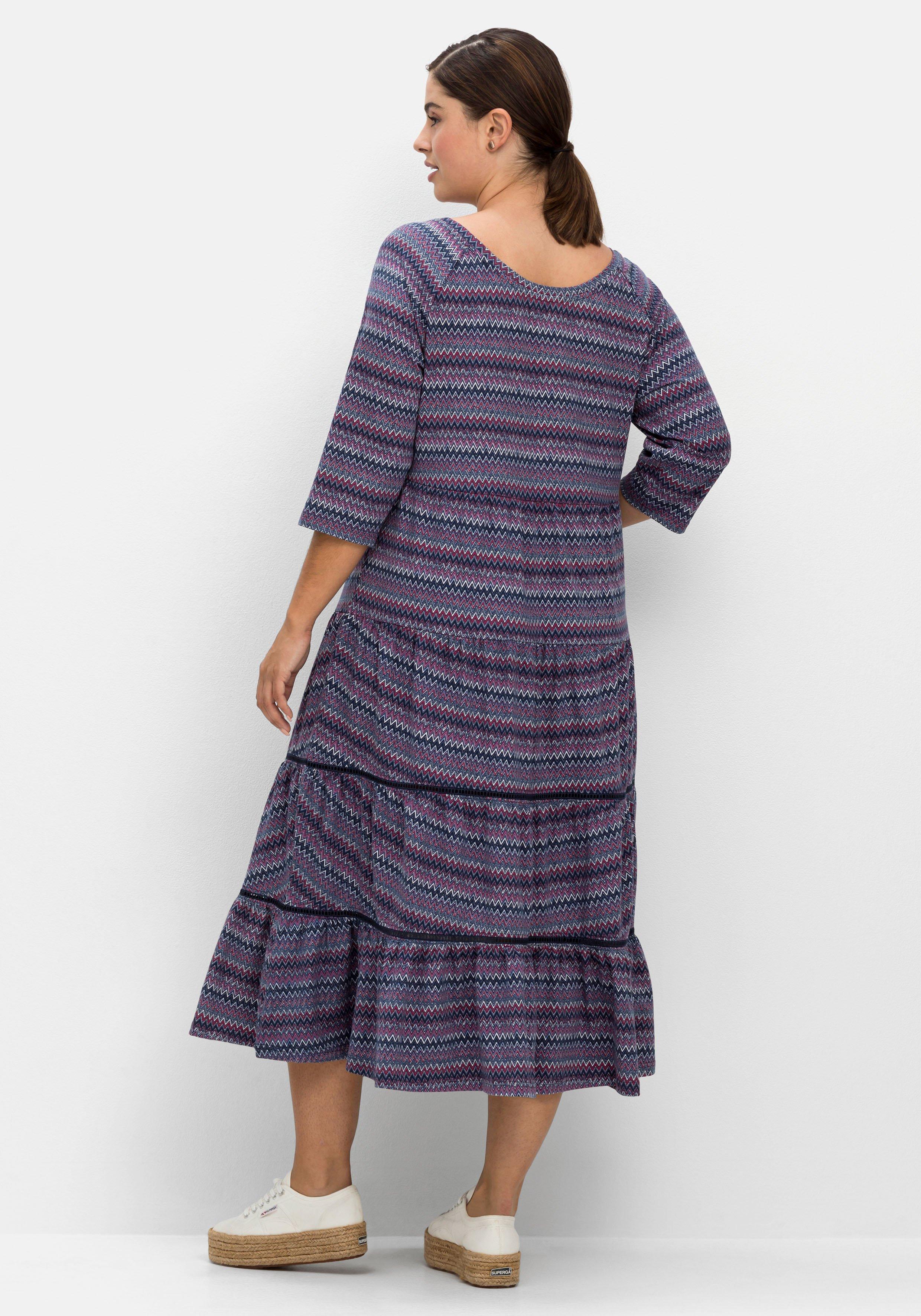 Jerseykleid mit 3/4-Ärmeln und stufigen Volants