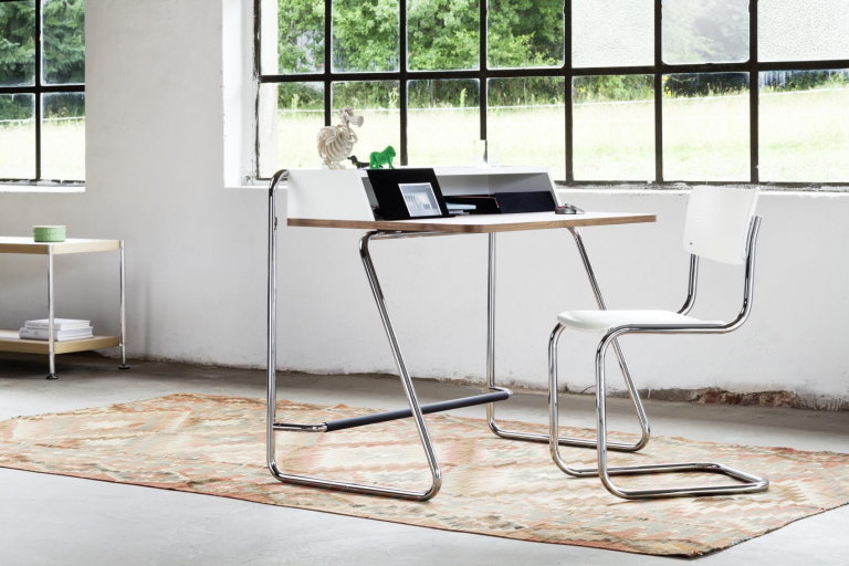Thonet S43 eetkamerstoel zwart gebeitst beuken, chroom onderstel