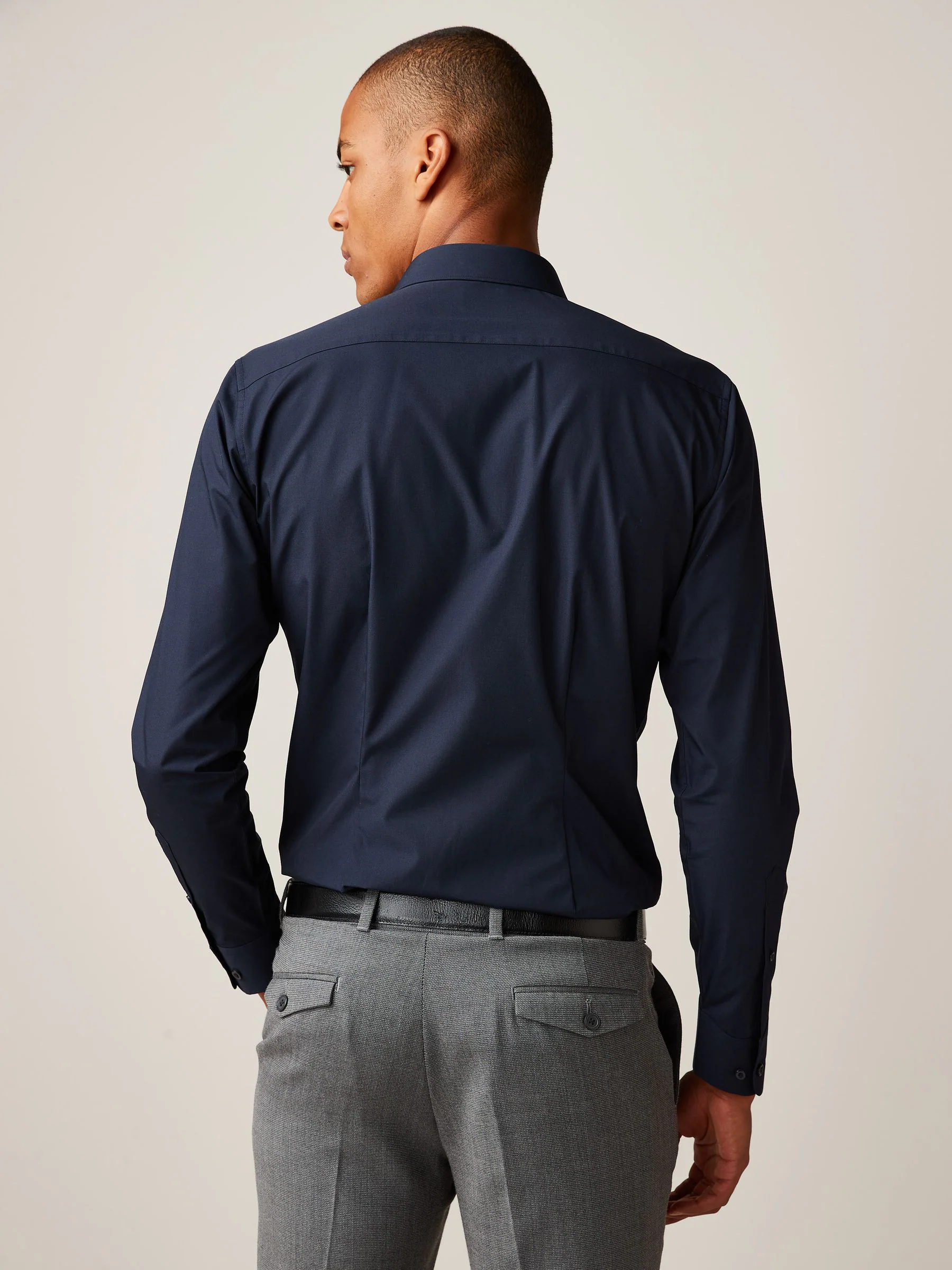 Marineblauw - Slim Fit - Strijkvrij net overhemd met enkele manchet