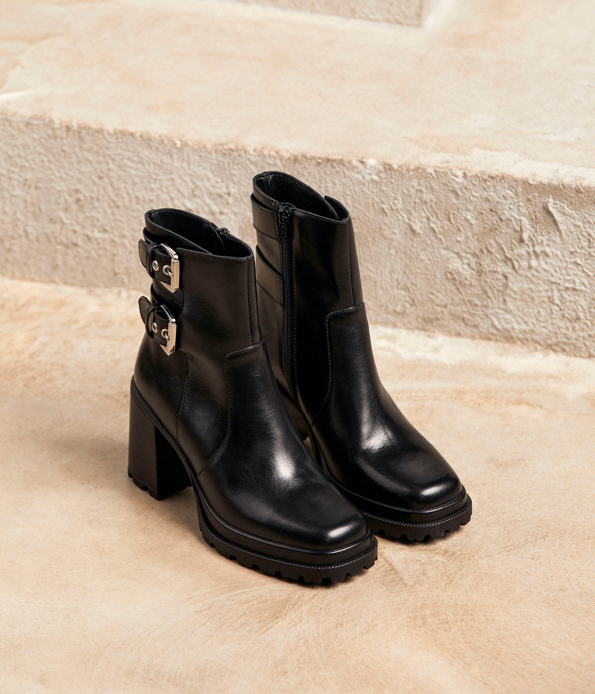 Boots noires brides Anila