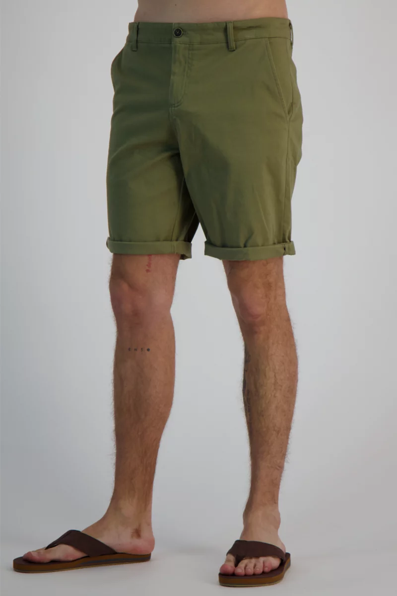 BEACH MOUNTAIN Herren Short