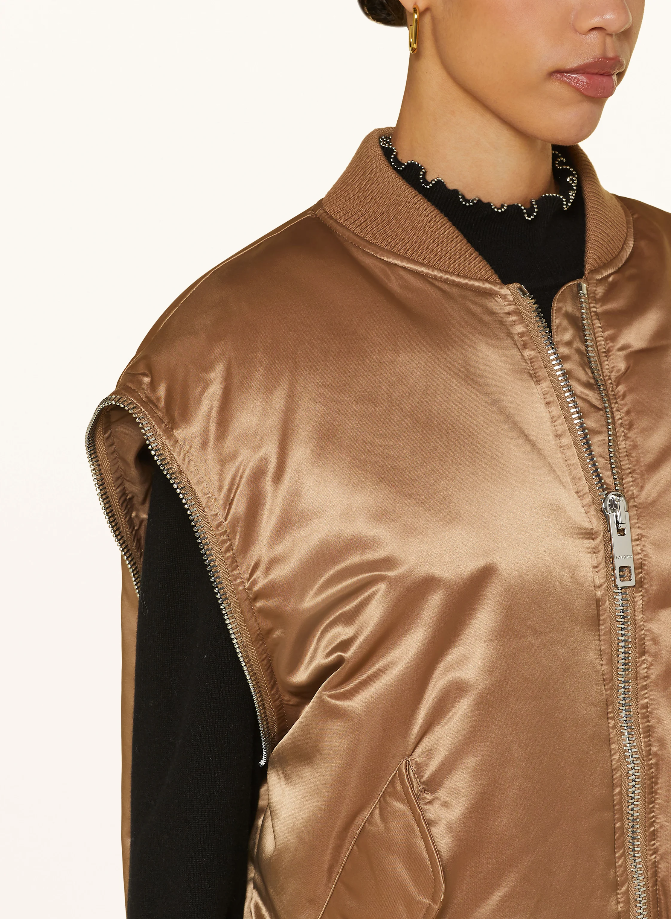 SANDRO Oversized-Blouson aus Satin mit abnehmbaren Ärmeln