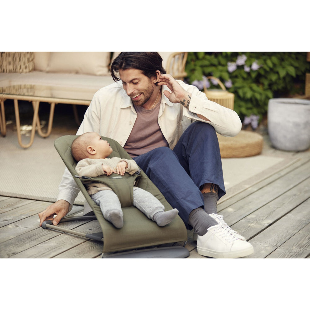 Køb BabyBjörn Dark Green Skråstol Bliss - Vævet, Blomsterbladsquilt