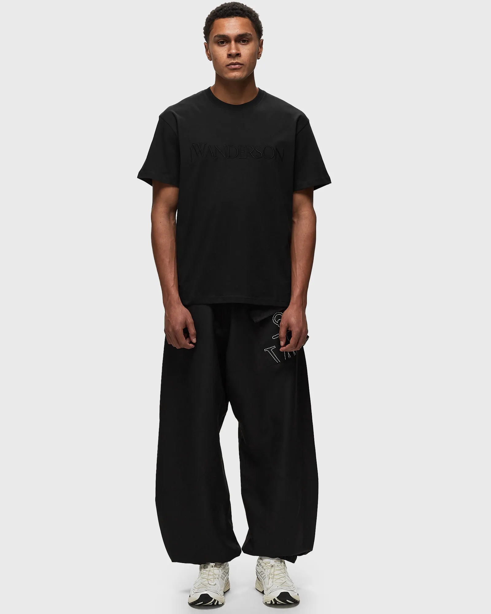 JW Anderson LOGO EMBROIDERY TEE
