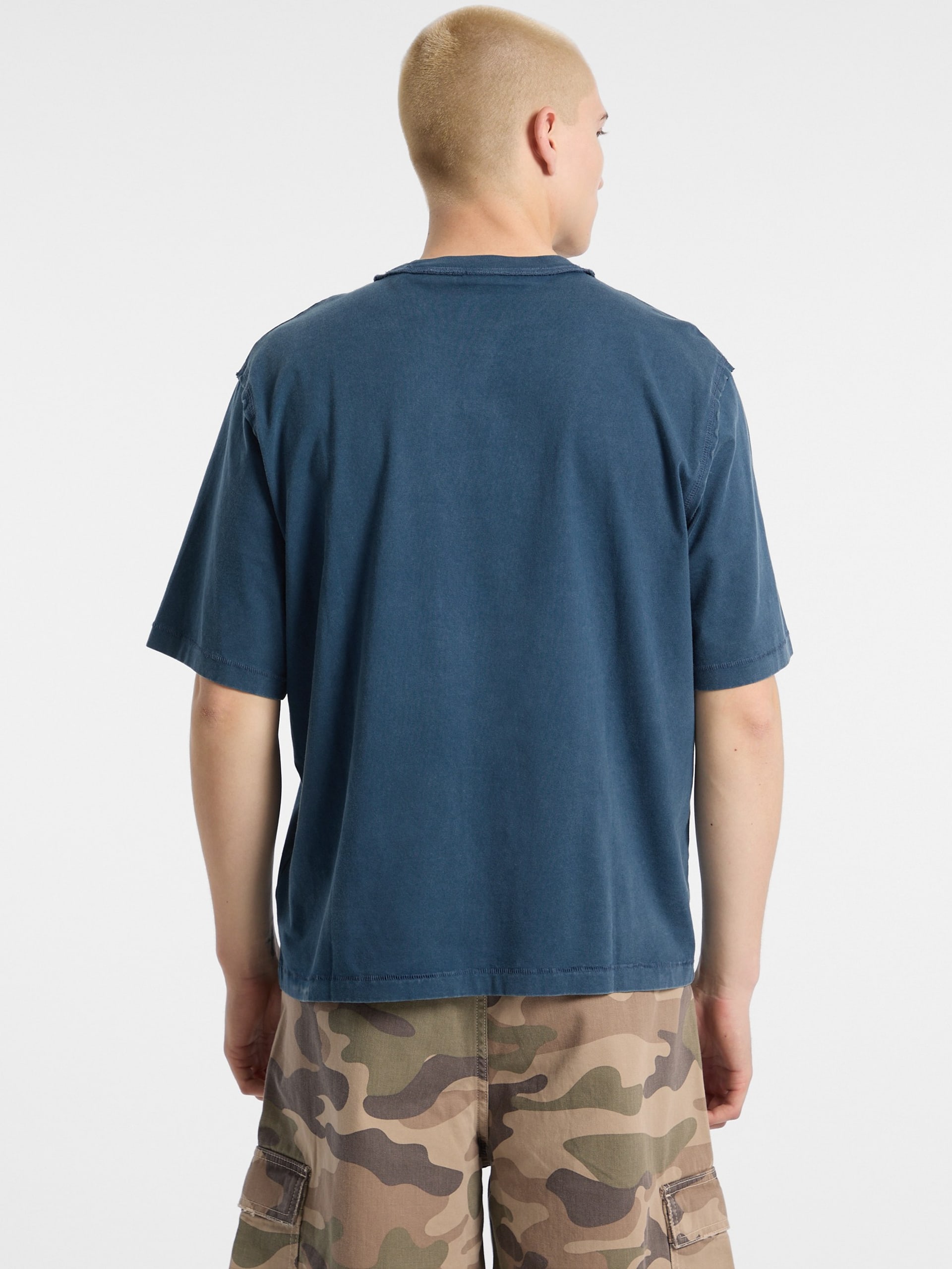 Camiseta GUESS Originals Eco Applique