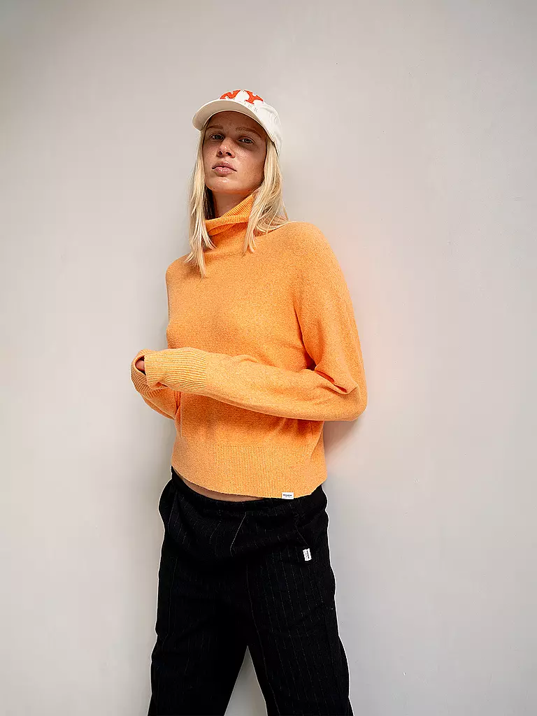 PENN&INK Rollkragenpullover orange