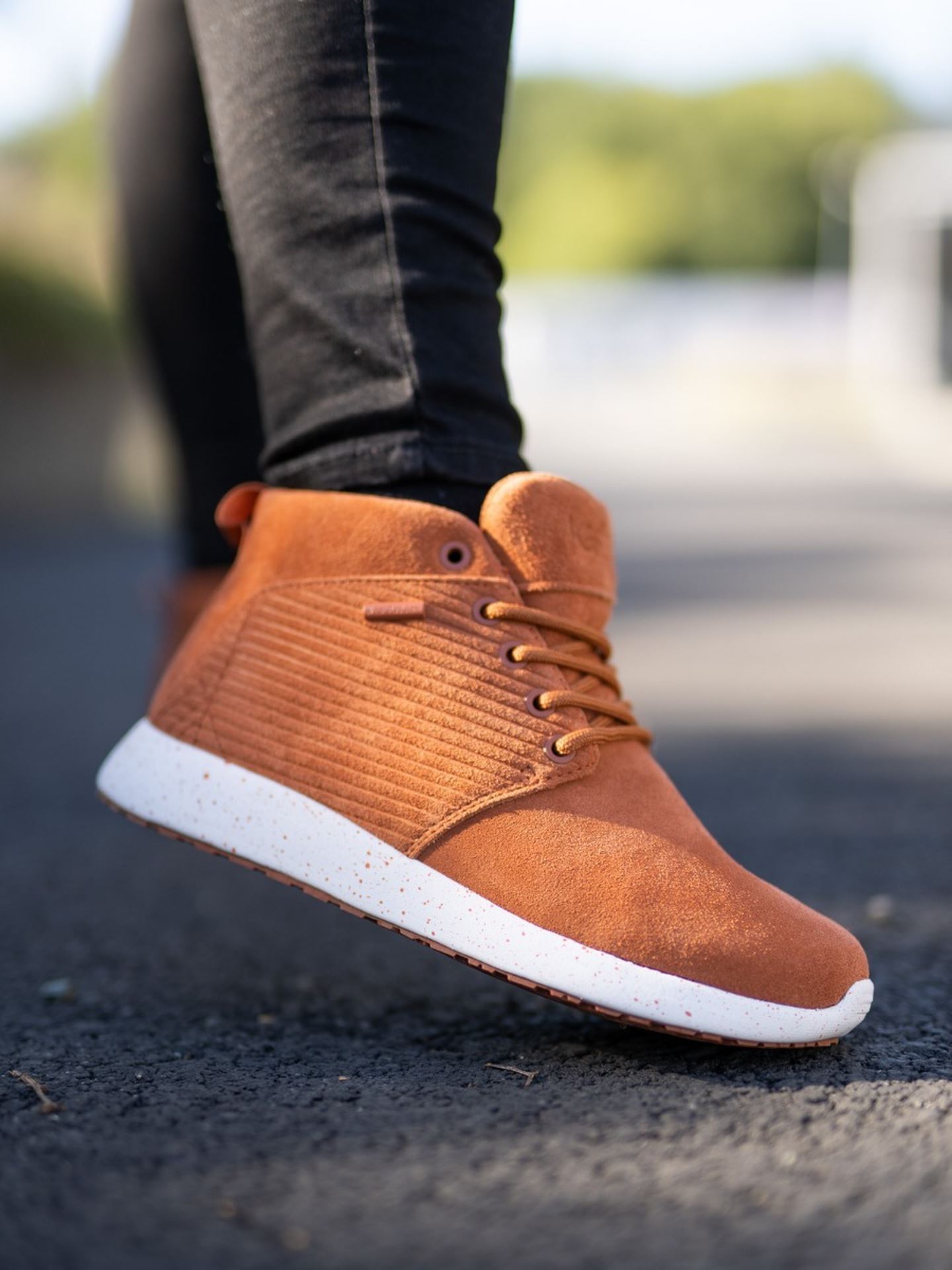 Madla WR Leather