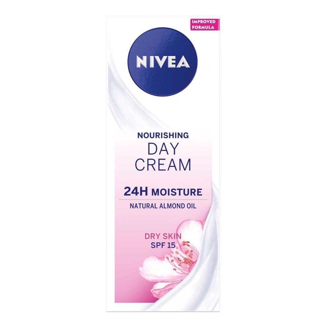 Daily Essentials Nourishing Day Cream Dry Skin