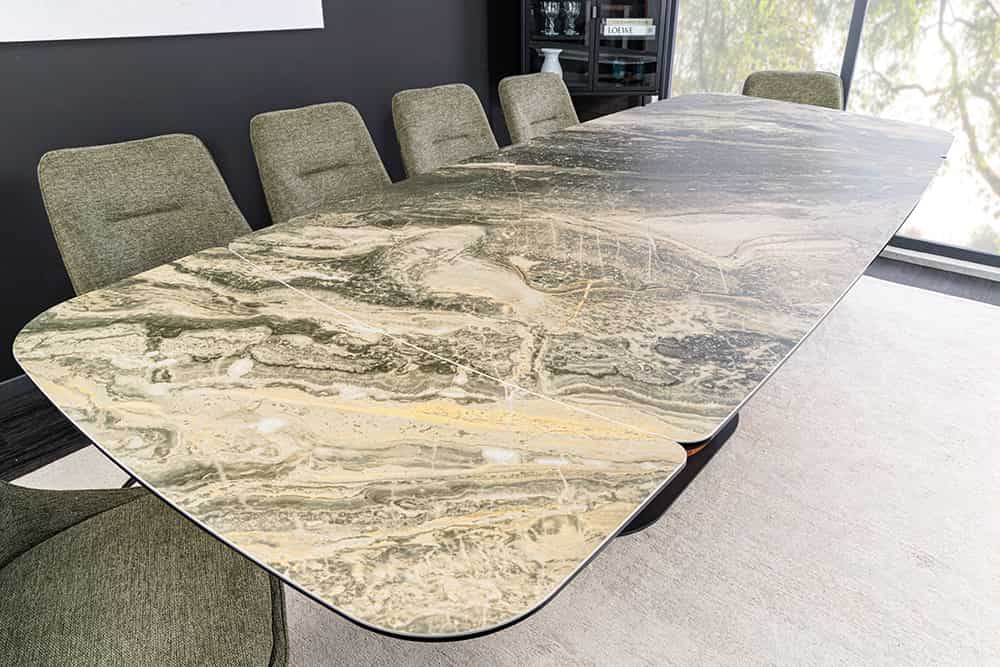Ausziehbarer Esstisch ELEMENTS 180-260cm taupe beige spanischer Keramik Walnuss Gestell