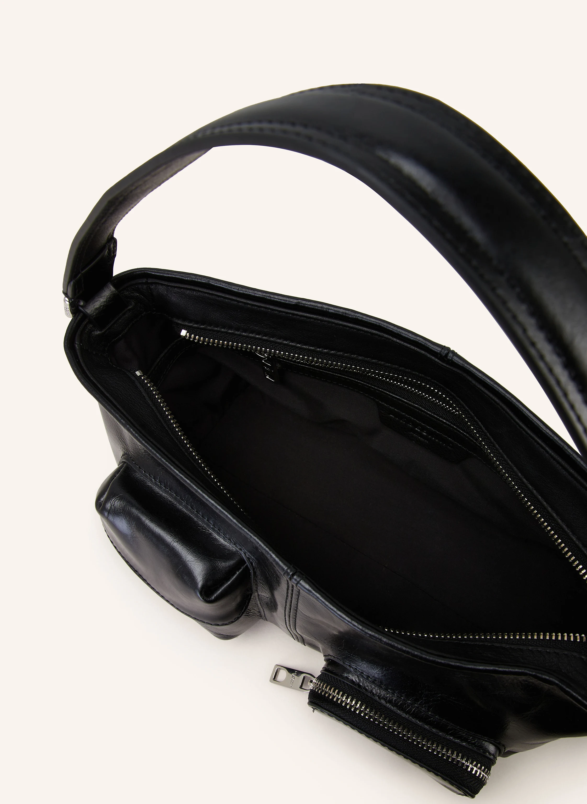 LIEBESKIND Schultertasche ARCHIVE LK 204 SMALL