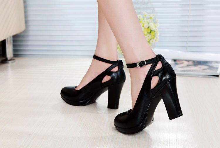 Freesia - Echte leren pumps met dubbele bandjes