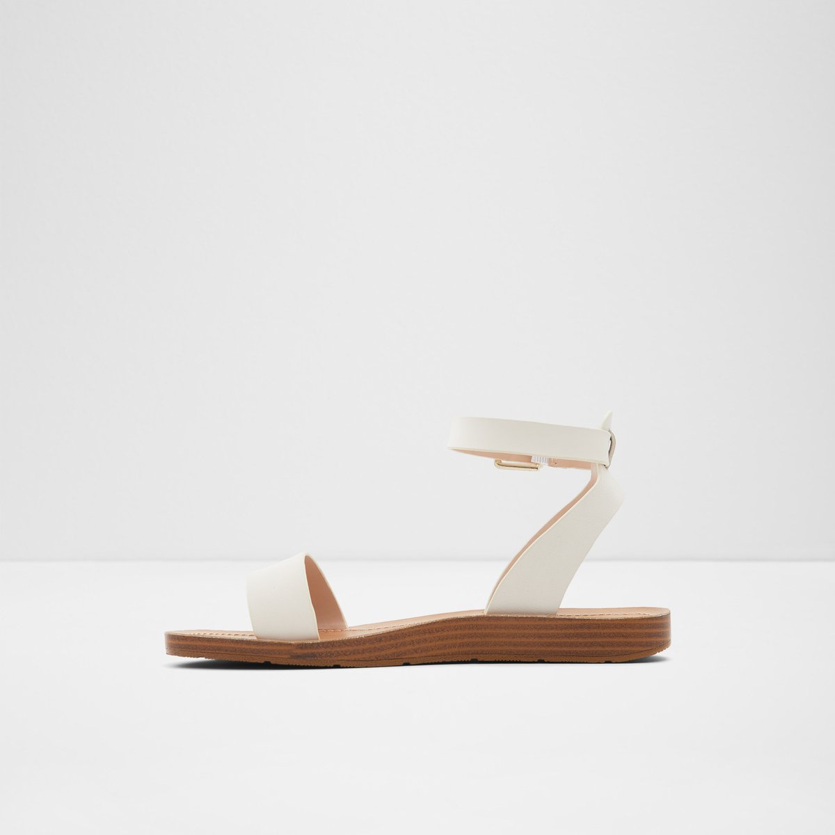 Kedaredia White Women Flat Sandals