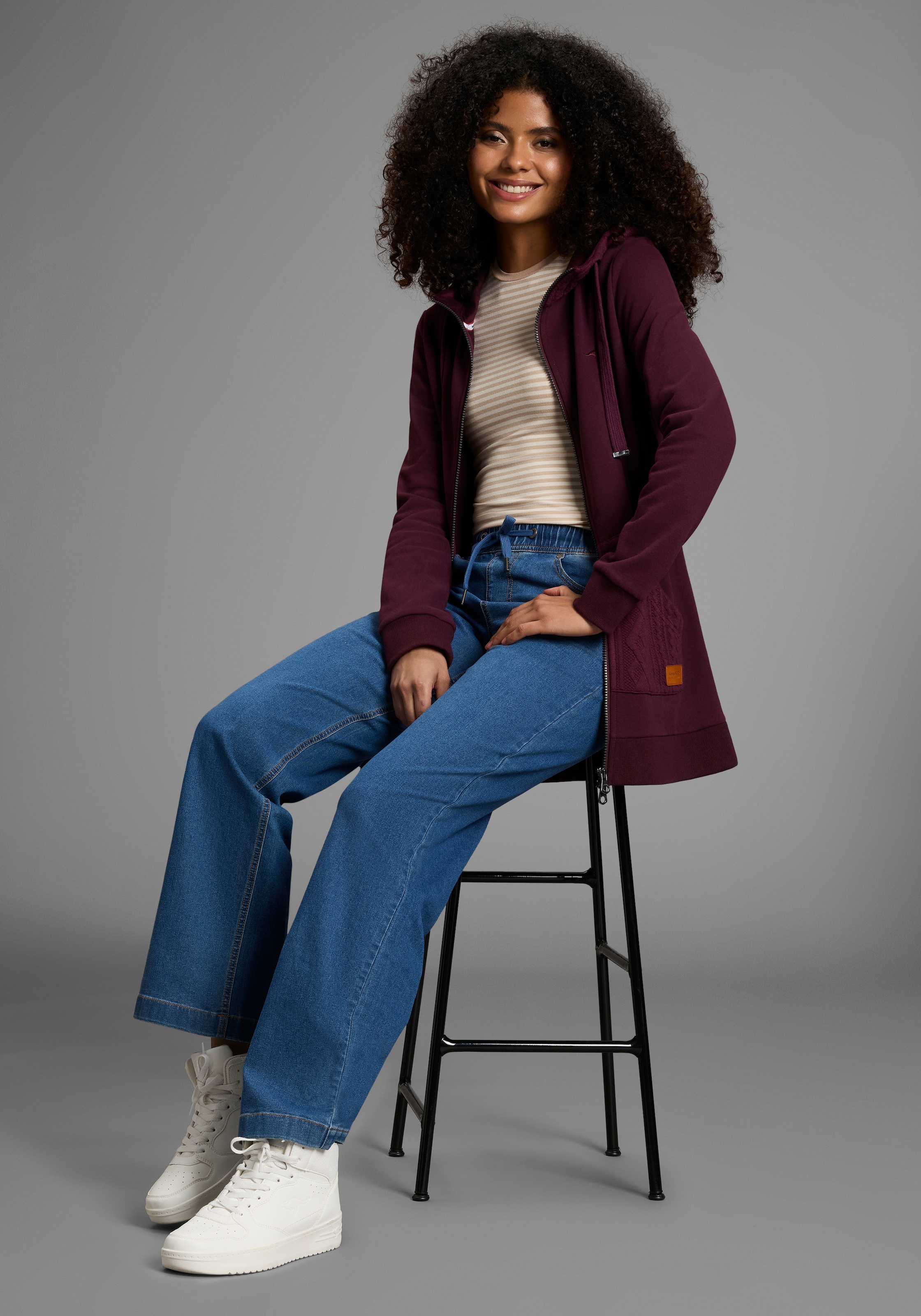 KangaROOS Kapuzensweatjacke , mit Zopfmusterdetails