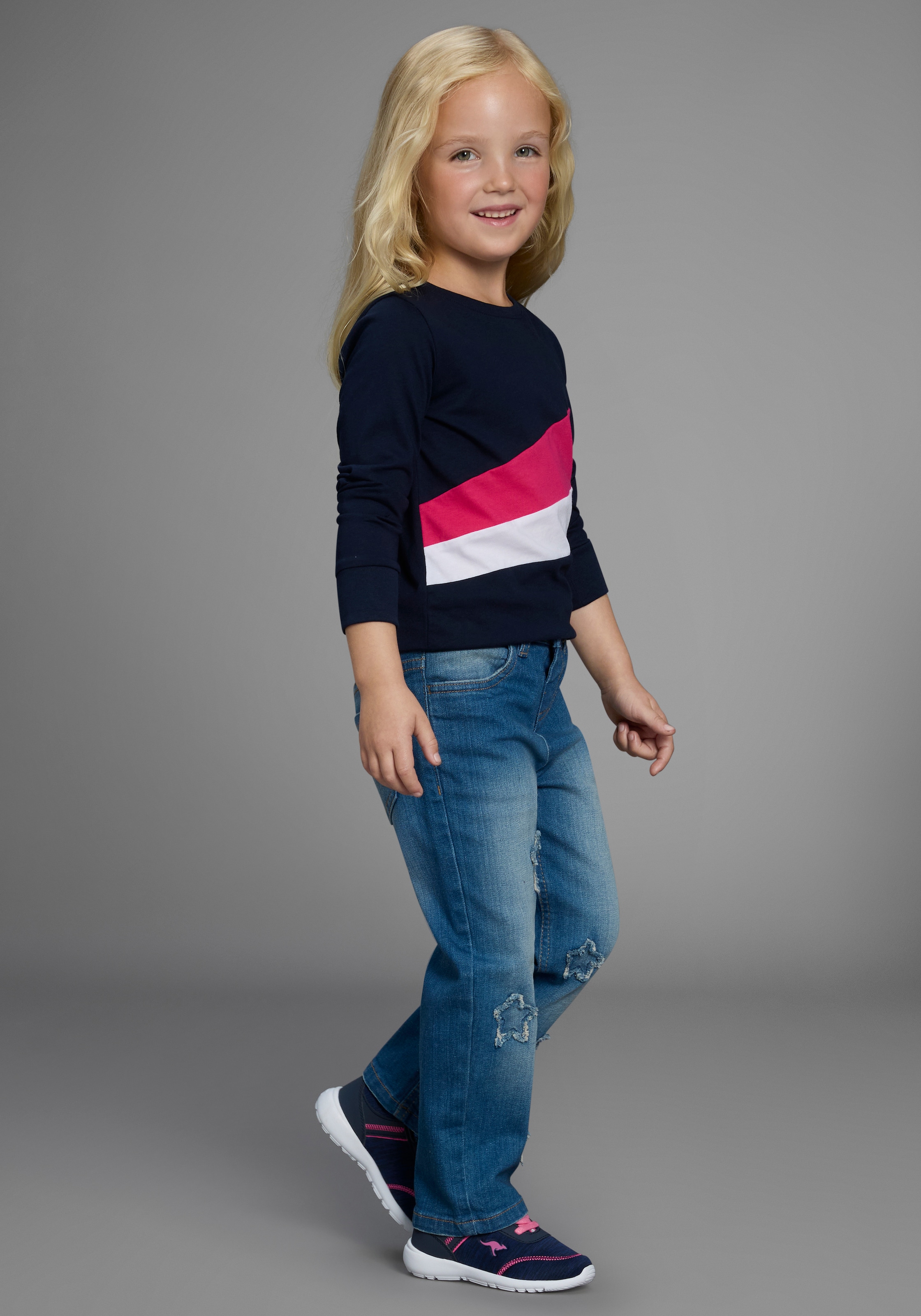 KangaROOS Stretch-Jeans »Stretchjeans mit Applikation«, Jeans mit süssen Sternen-Aufnähern