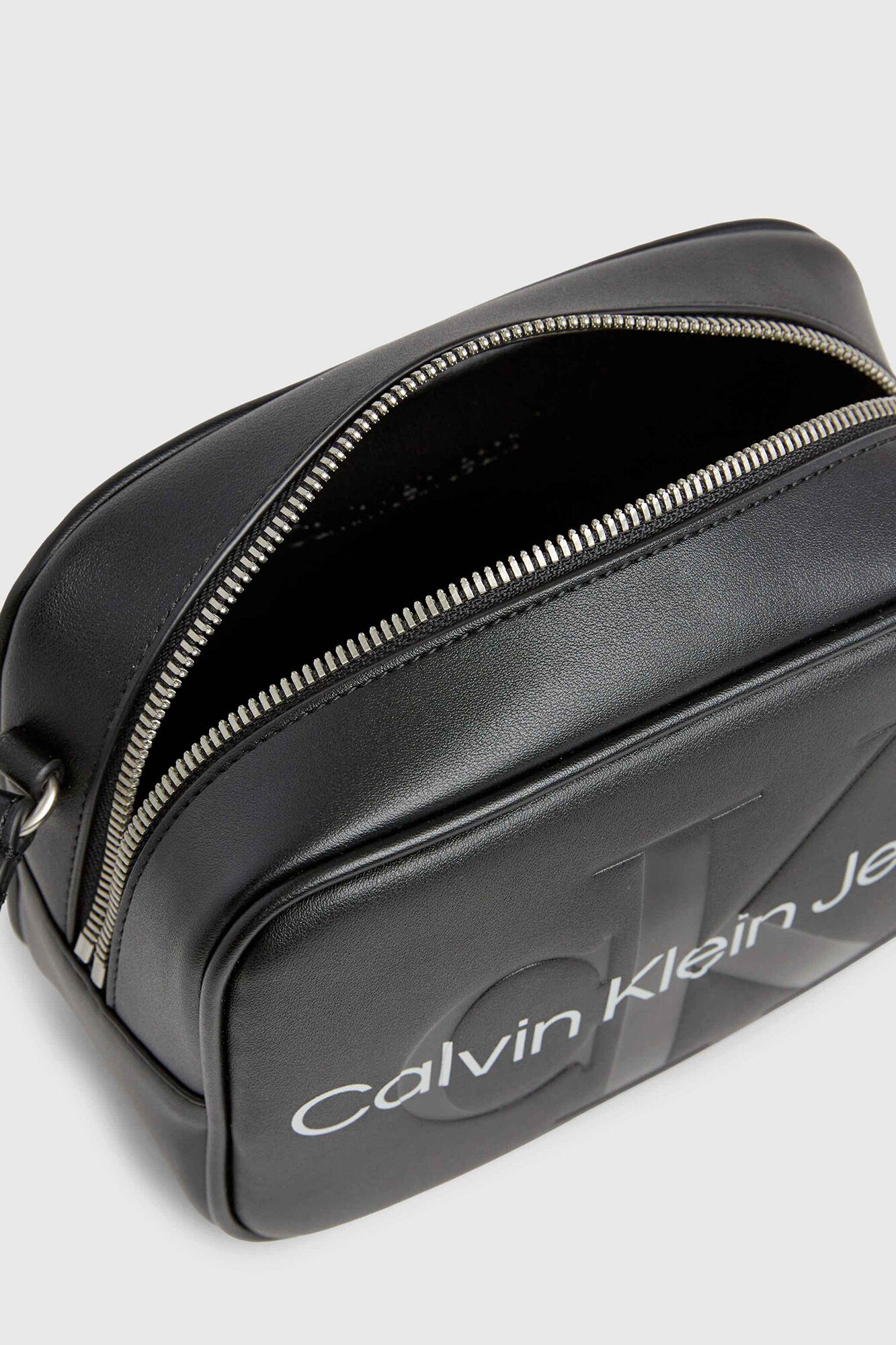 Bolsa transversal feminina Calvin Jeans Sculpted