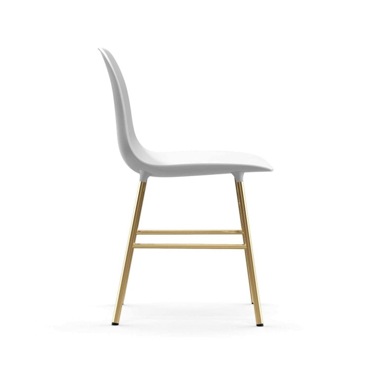 Normann Copenhagen Form Chair stoel met messing onderstel grijs