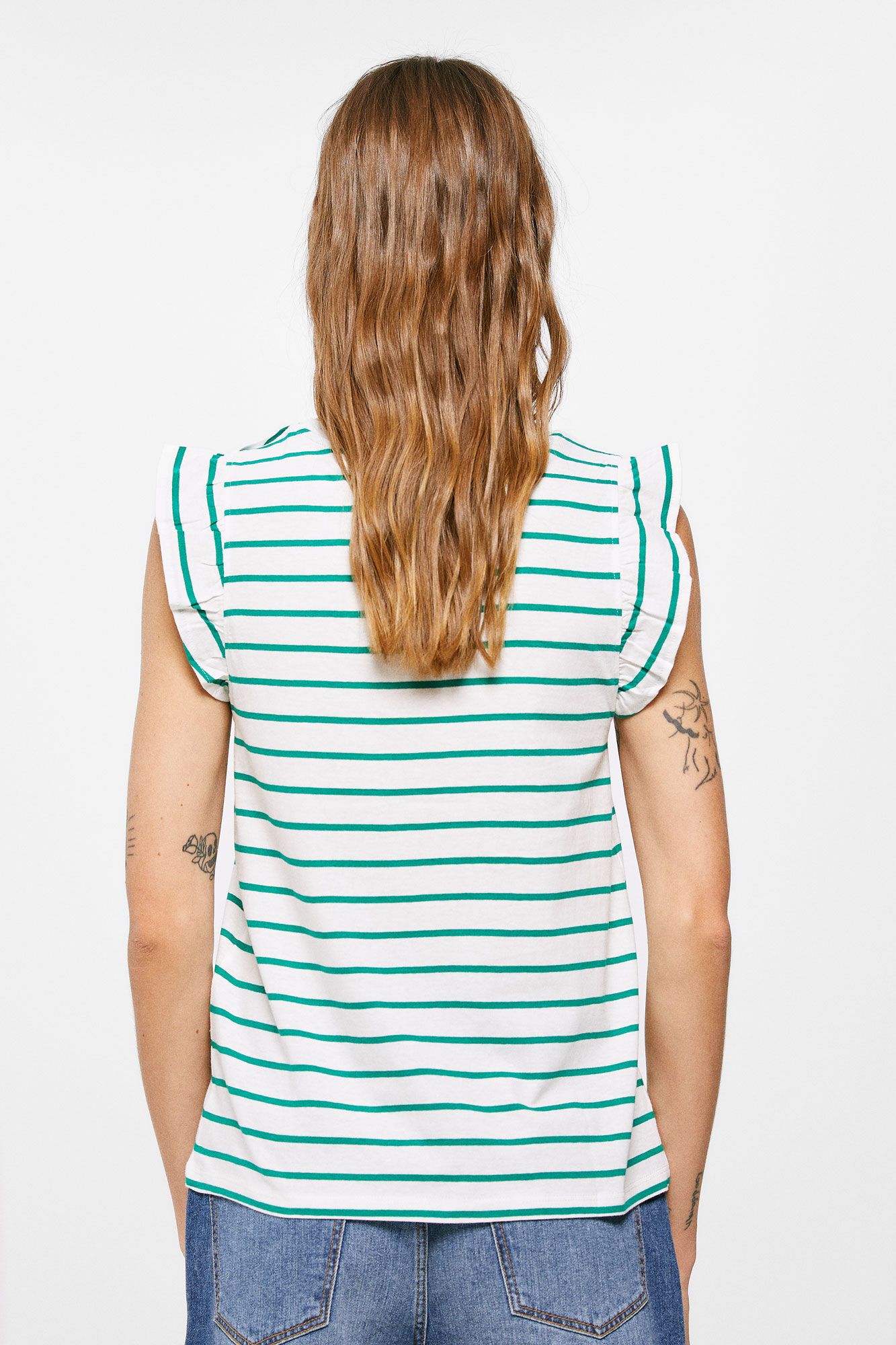 Camiseta estampada com botões nos ombros - Verde