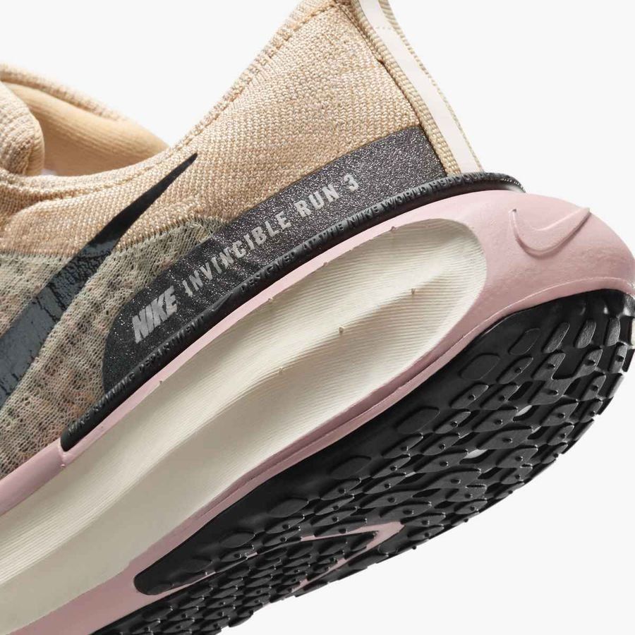 Nike Invincible 3 Premium