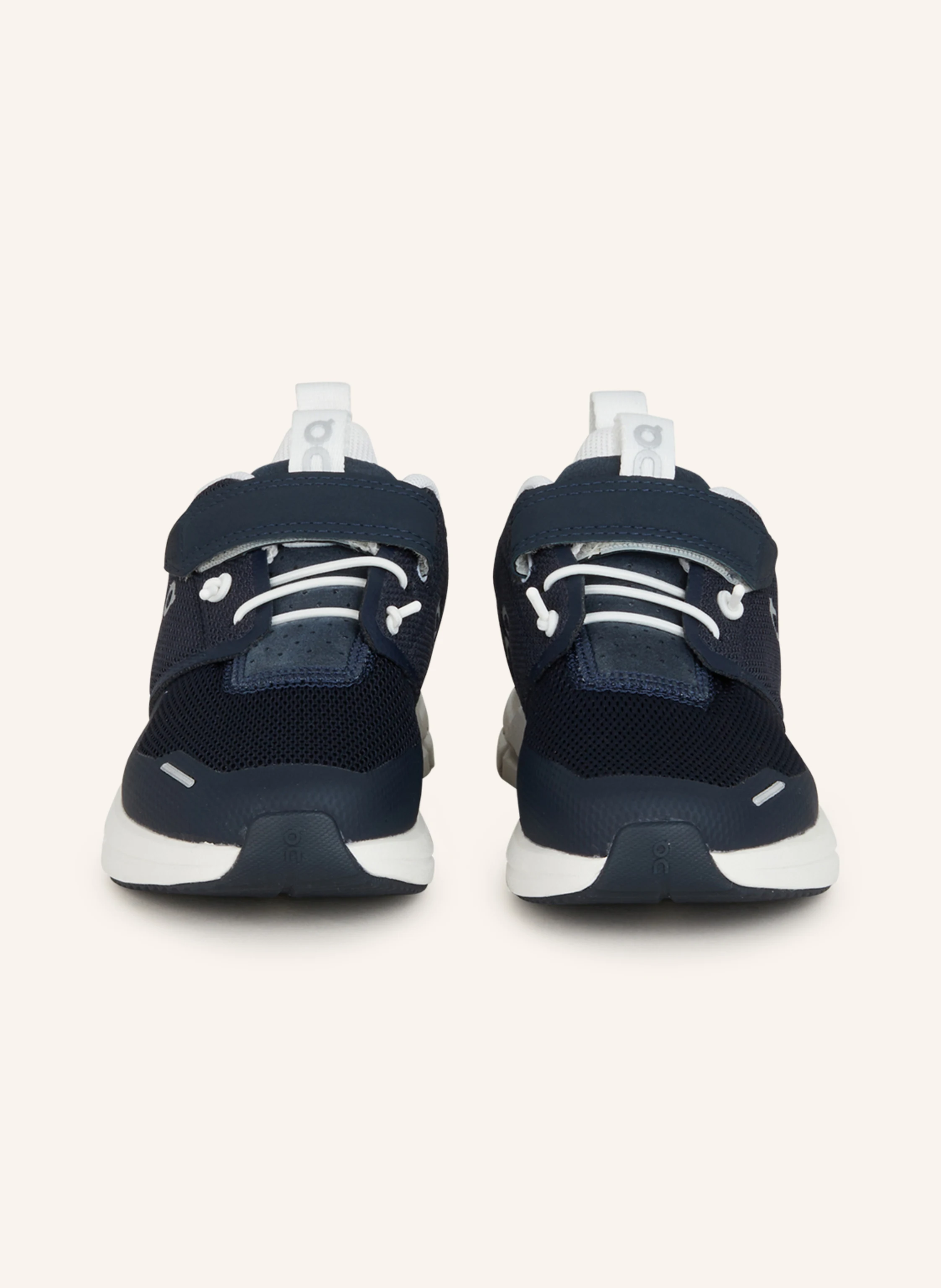 On Sneaker CLOUD PLAY