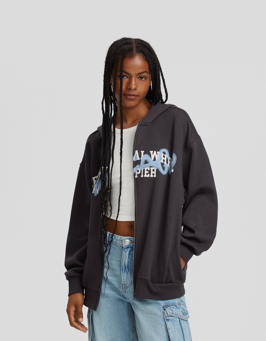 Moletom oversized com zíper e estampa