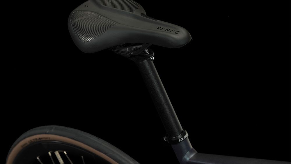 Cube Attain deepblue´n´white kaufen | Bike-Discount