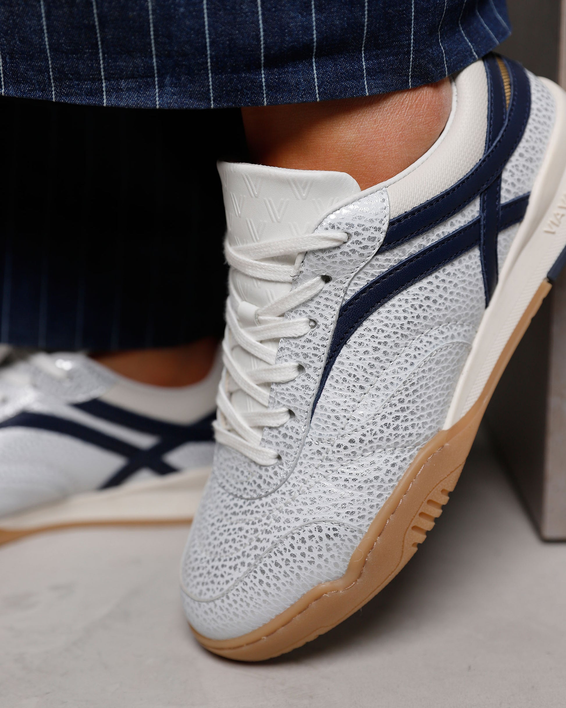 VIA VAI zilveren dames sneakers Kris Sky