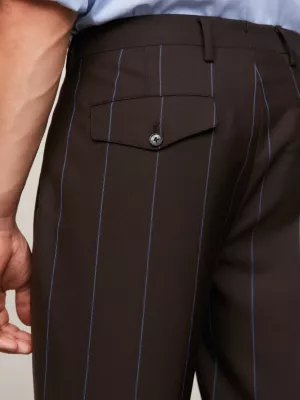 Calças formais slim fit com risca de giz larga