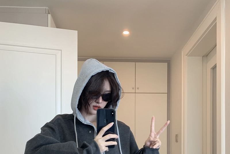 Ashlee - Effen honkbaljack met knoopsluiting / hoodie met rits