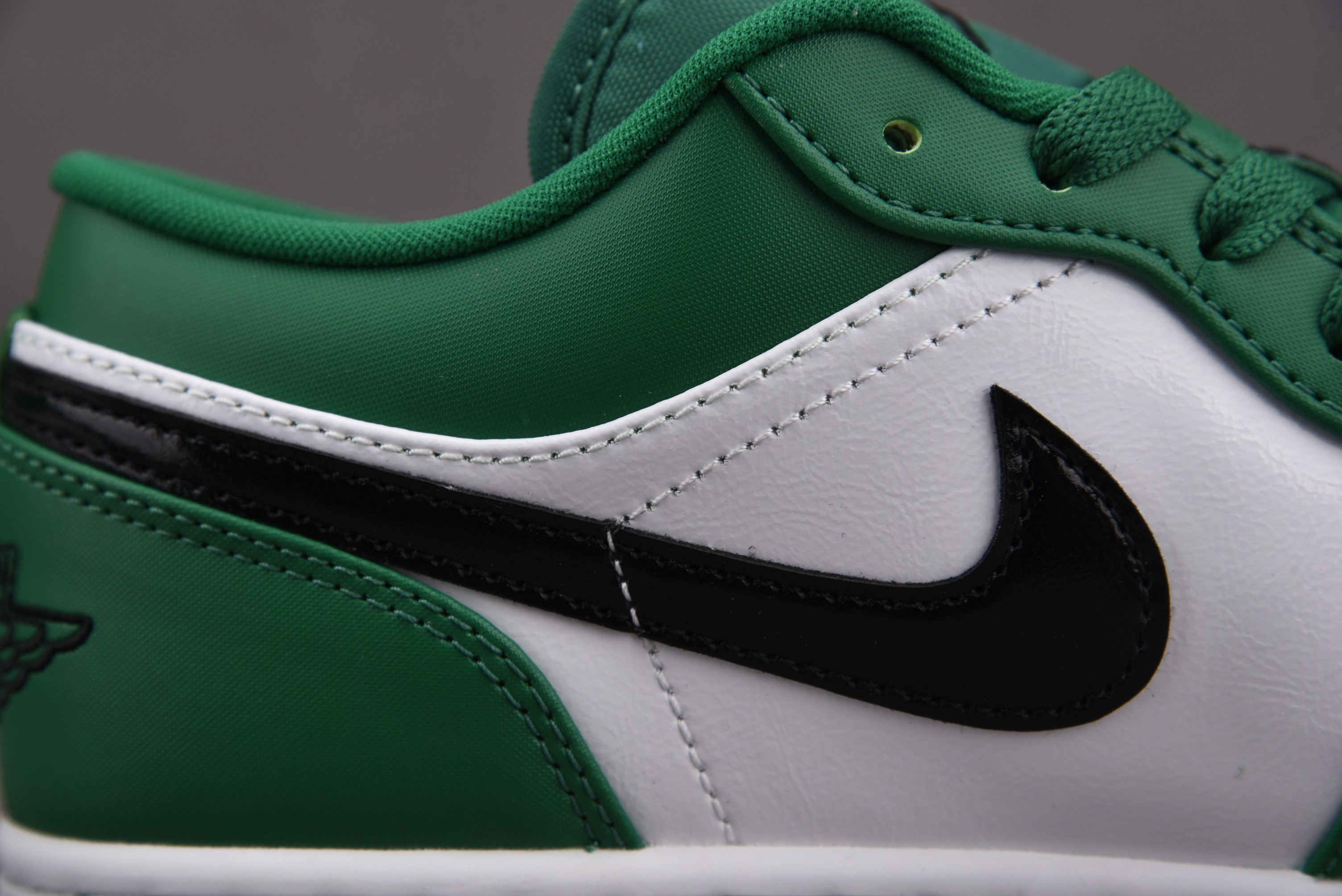 Jordan 1 Low Pine Green