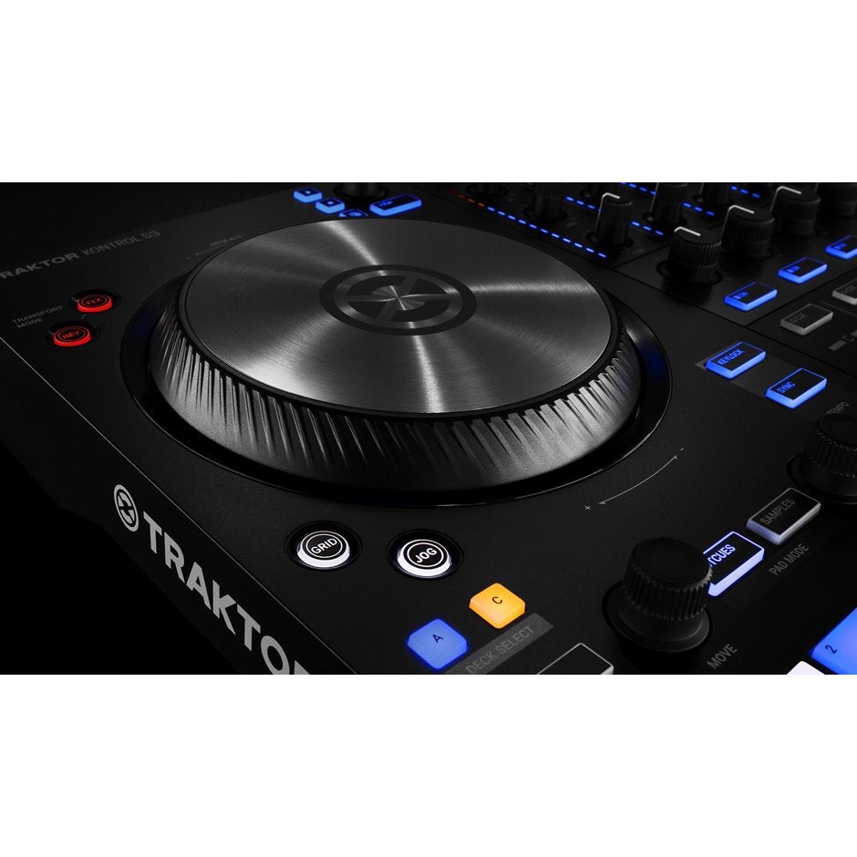 Native Instruments Traktor Kontrol S3 DJ controller
