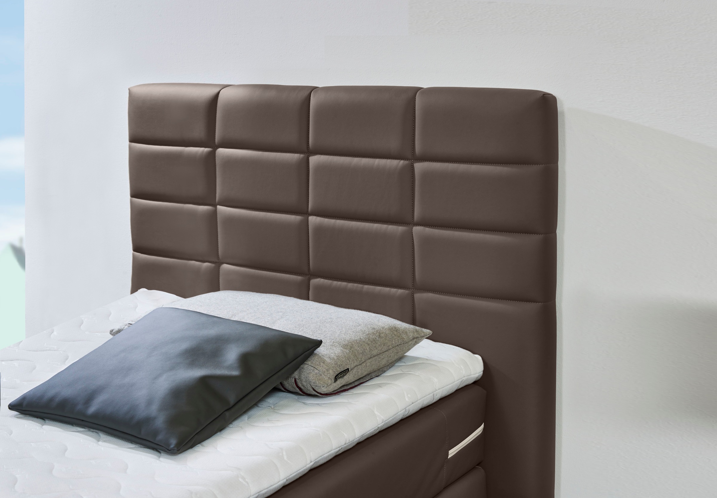 INOSIGN Boxspringbett »Lethbridge« inkl. Bettkasten und Topper, zwei Matratzenarten in H2