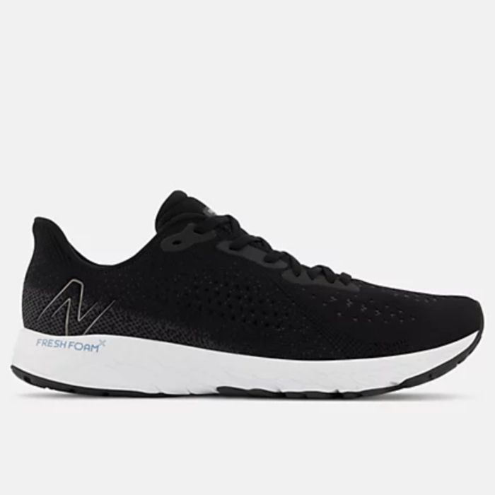 New Balance Dame Løbesko Fresh Foam Tempo v2 Sort