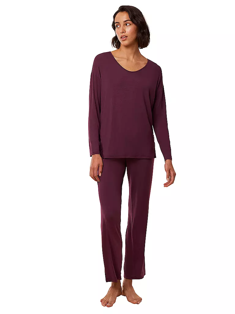 TRIUMPH Pyjama TIMELESS SENSUALITY dunkelrot