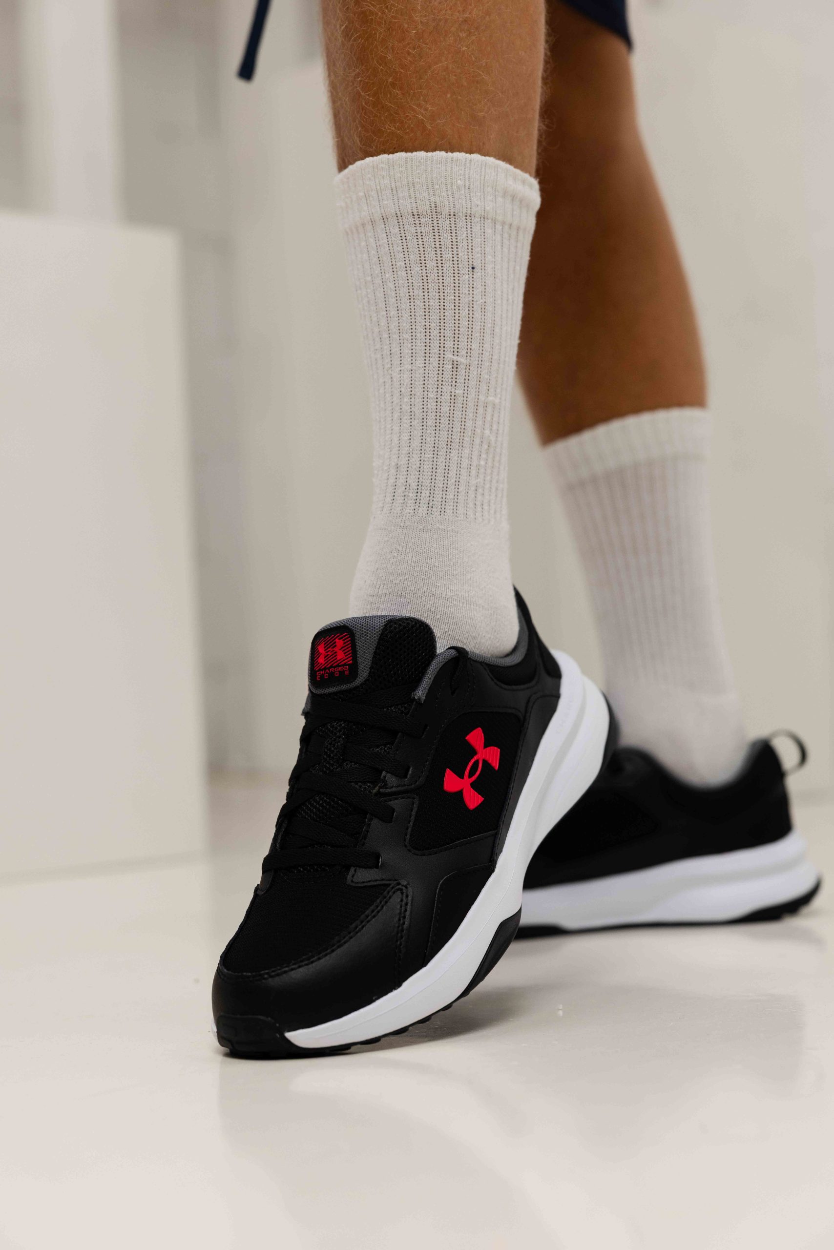 Under Armour Charged Edge Sneakers Heren Zwart/Rood
