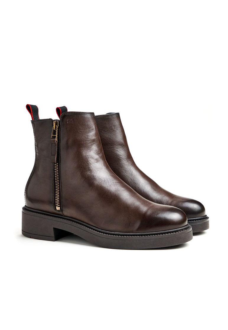 STIEFELETTE Braun