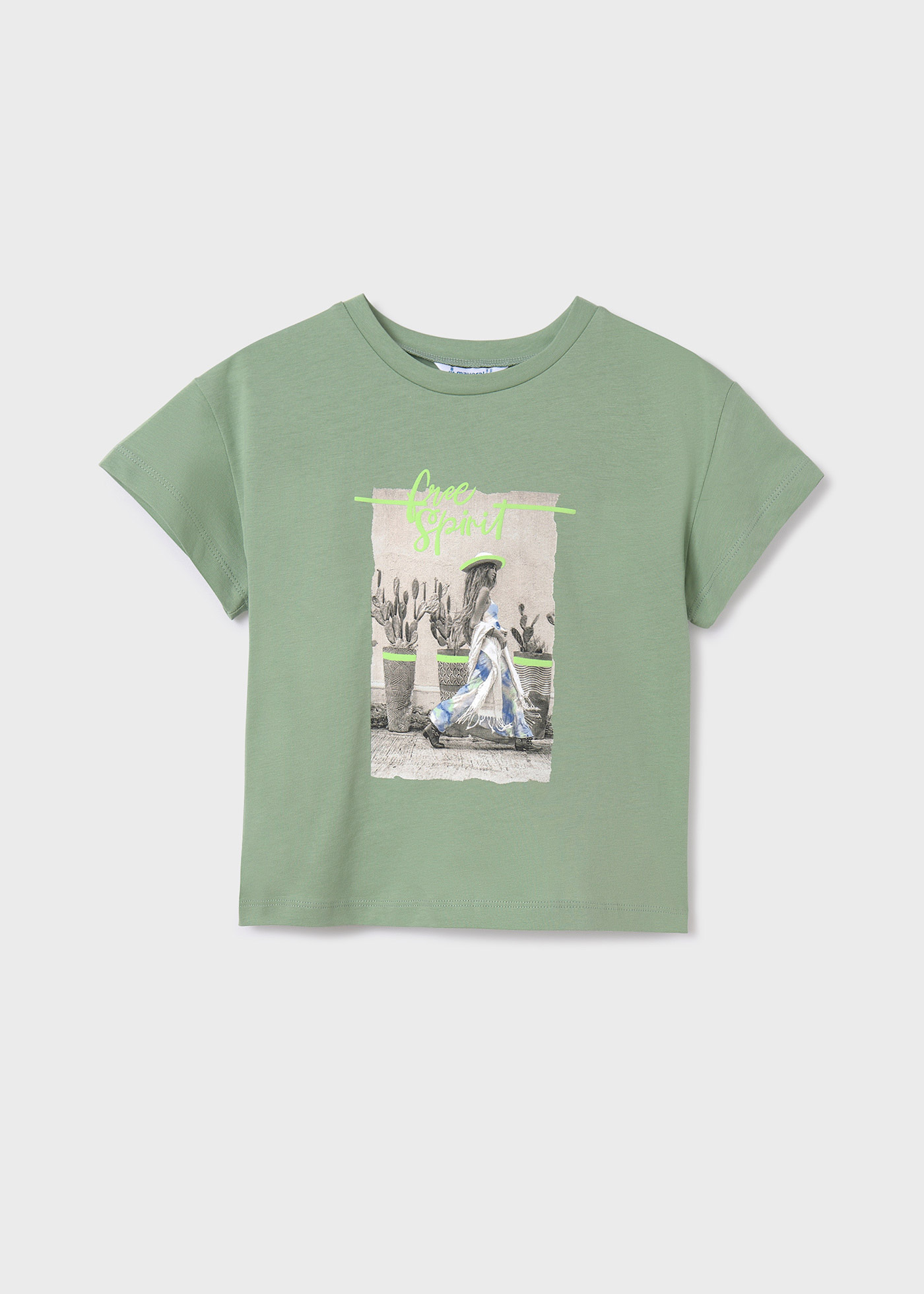 Camiseta feminina Better Cotton com recorte nas costas