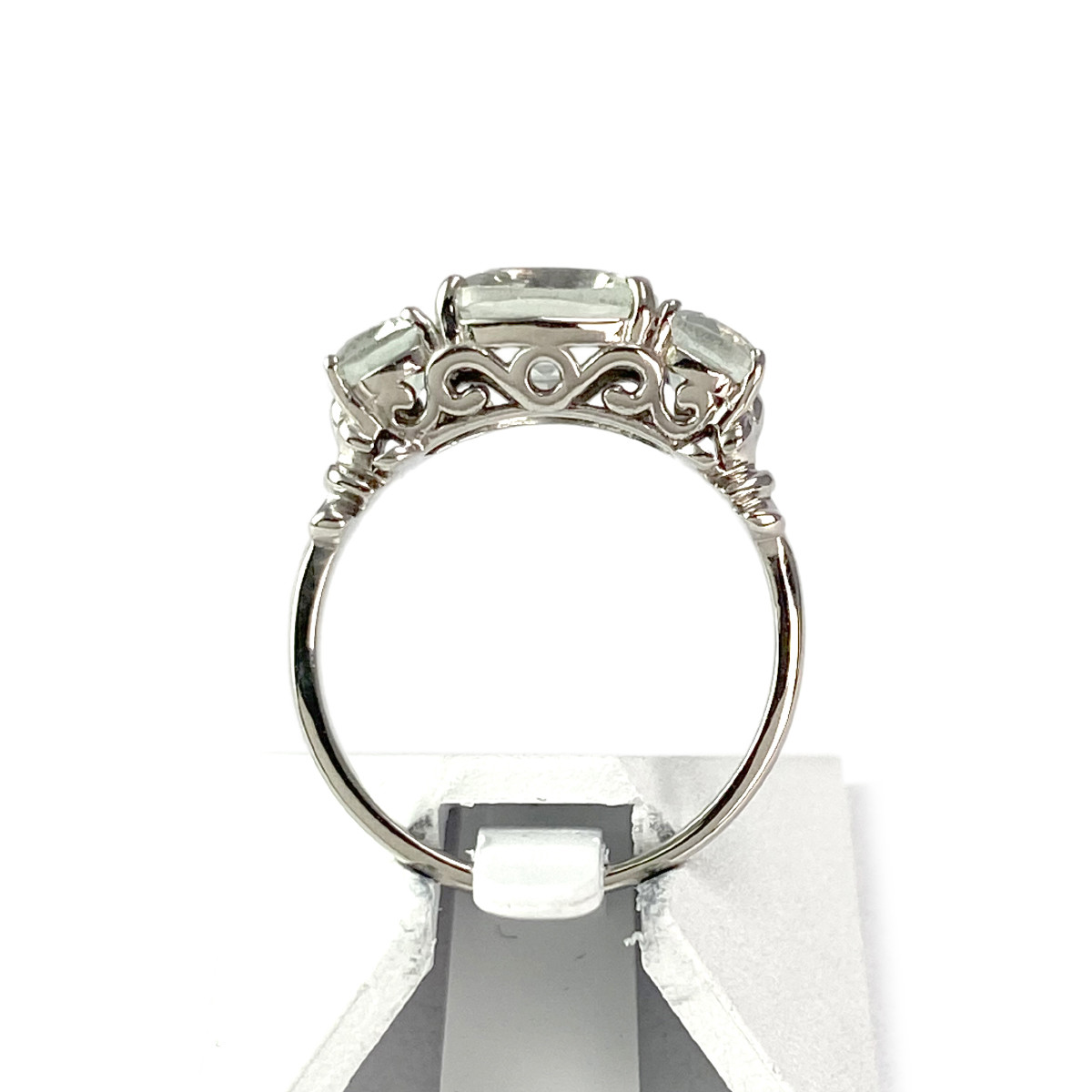 Bague d'occasion or 375 blanc quartz verts