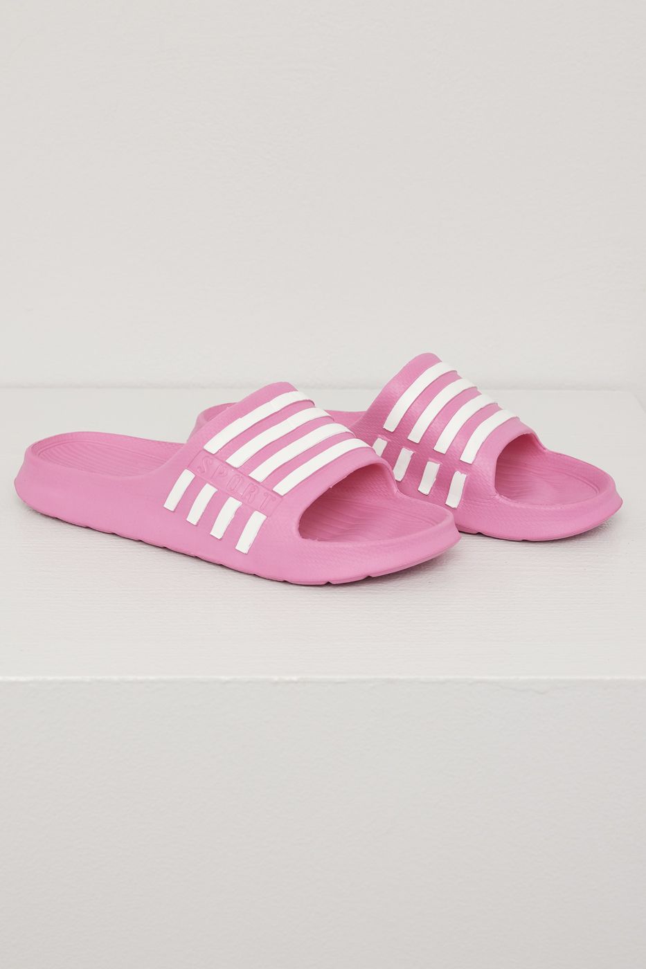 Sport slippers