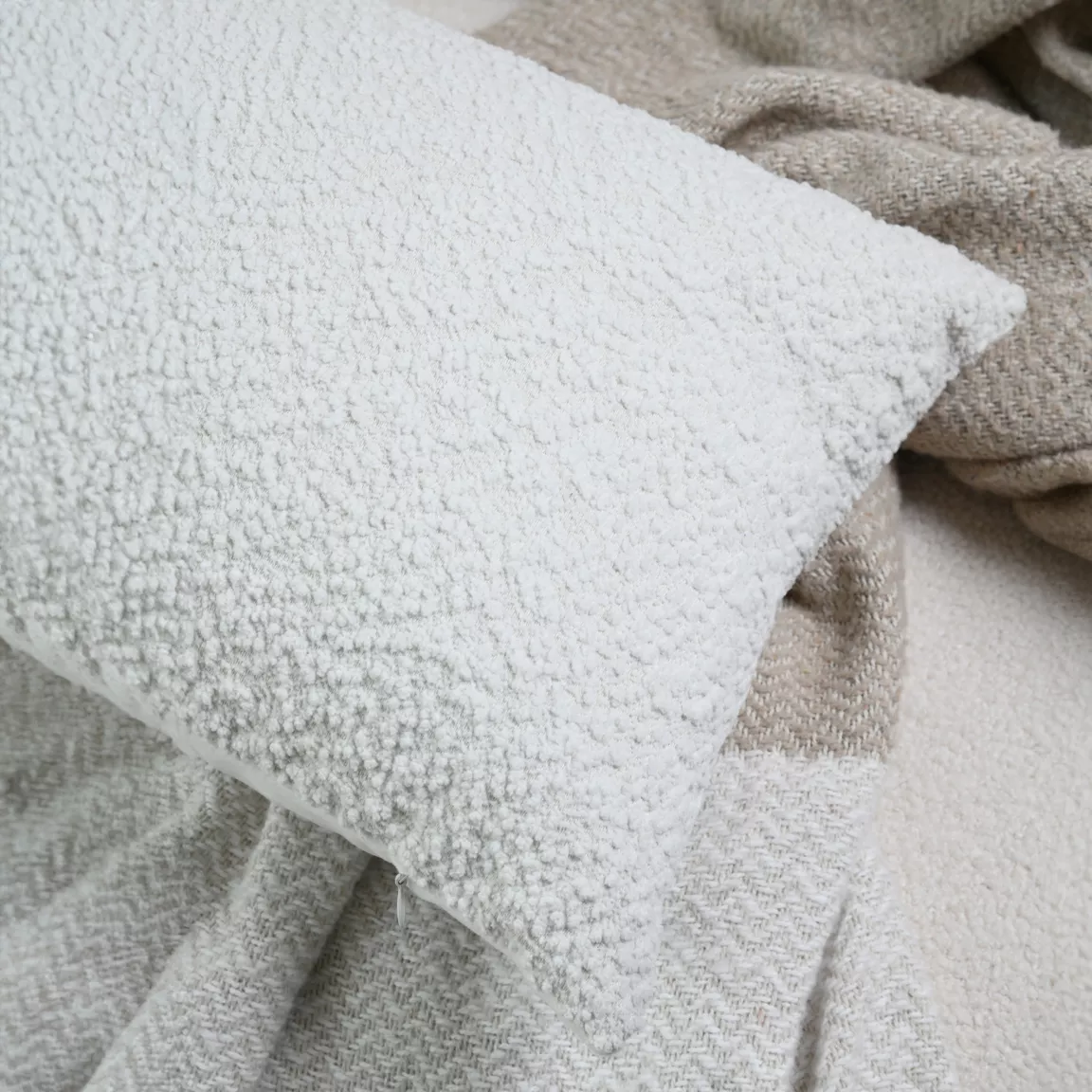 Coussin rectangulaire (30 x 50 cm) Gresy Ivoire
