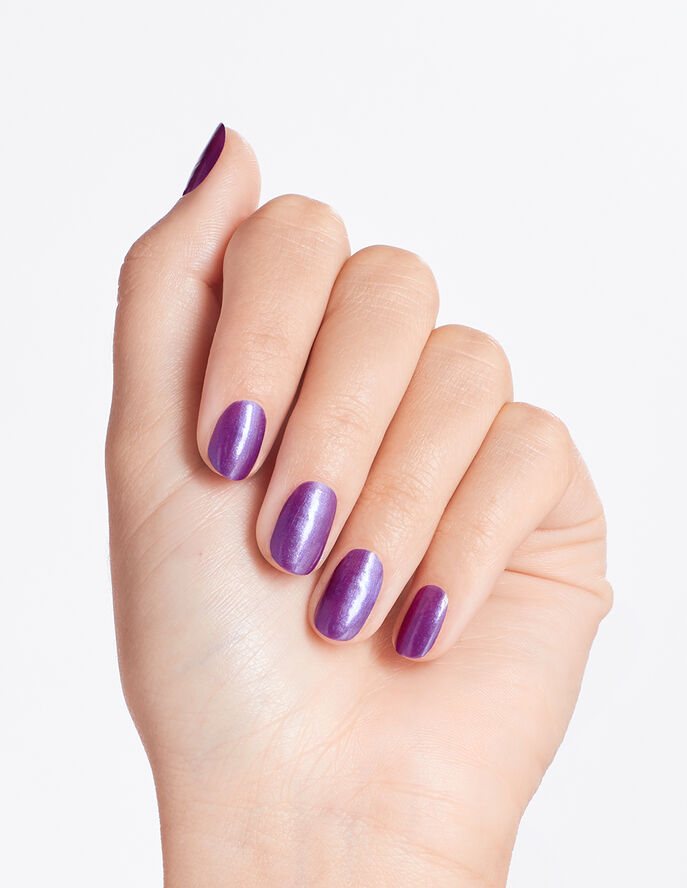 OPI IS - SAMURAI BREAKS A NAIL