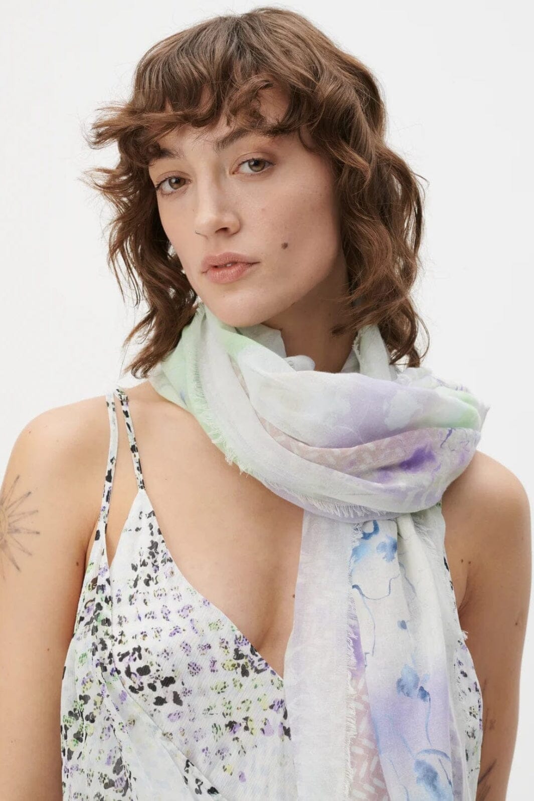 Lala Berlin Scarf Avena soft floral gloss