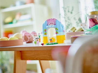 LEGO Tuinhuis in de lente (40682)