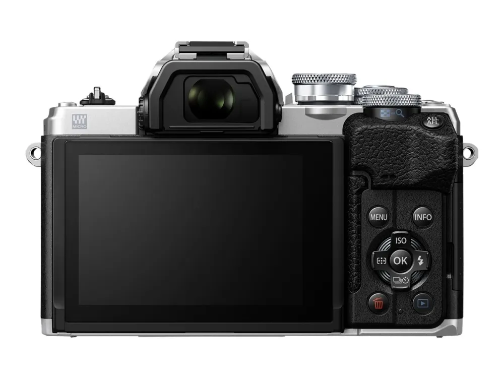 Olympus OM-D E-M10 Mark IV   ED 14-42mm EZ PANCAKE (Silver)