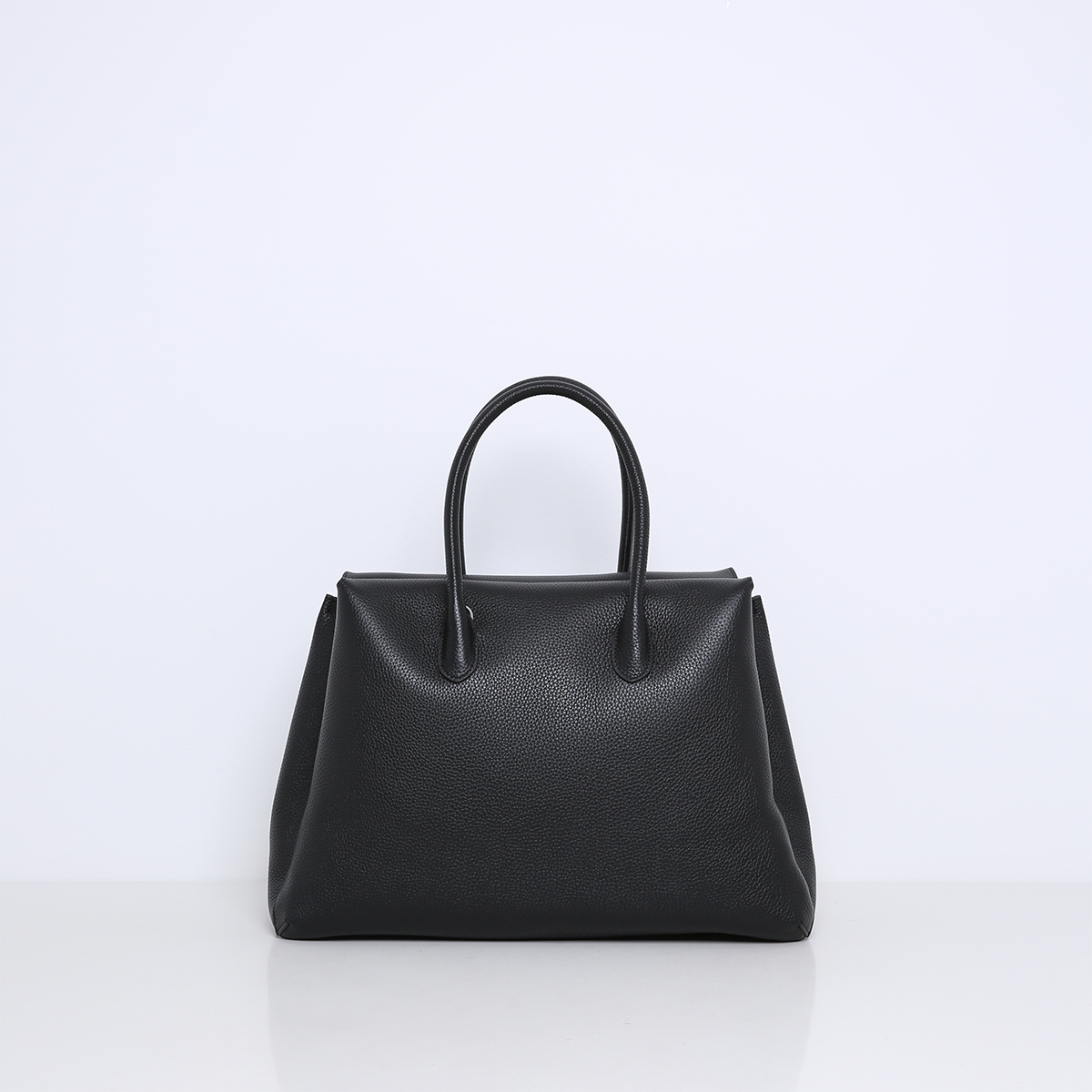 BETTE | BLACK