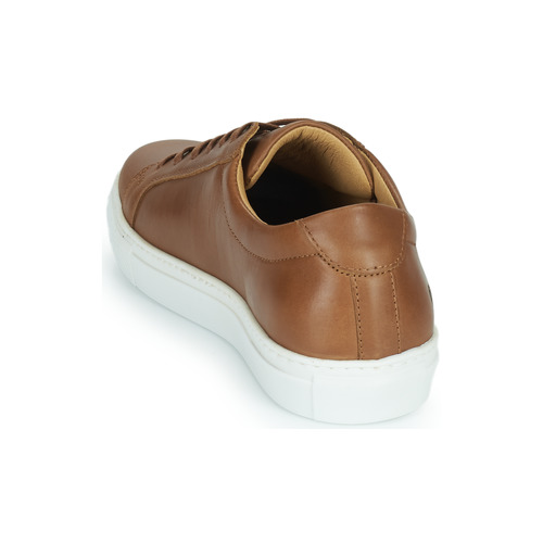 Carlington - SERIAL - Marron