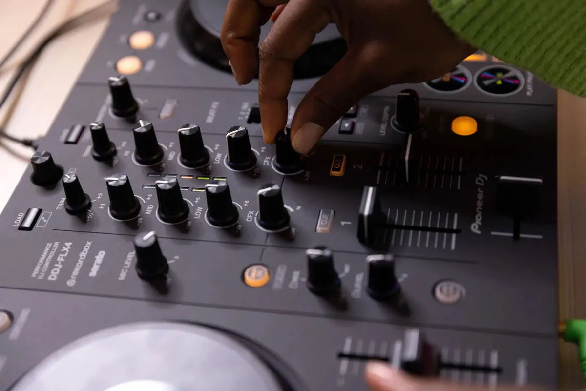 Pioneer DJ DDJ-FLX4 Contrôleurs DJ