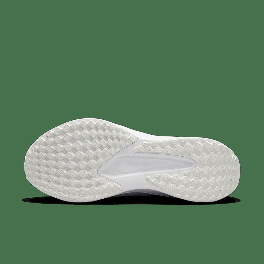 Nike Quest 6