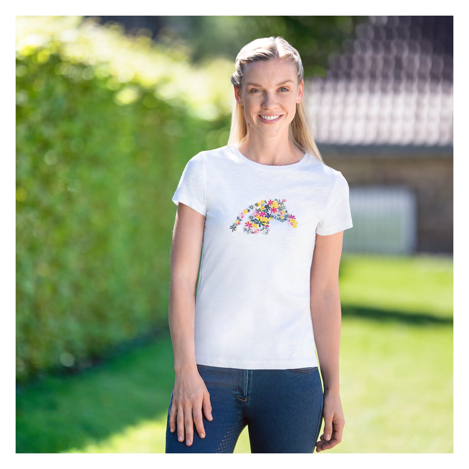 black forest T-Shirt  - white