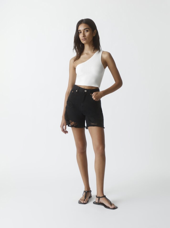Shorts jeans rasgados - Preto