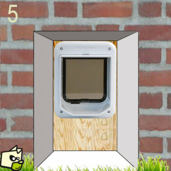 Chatière électronique 4 voies à micropuce Cat Mate Elite 355 pour chat